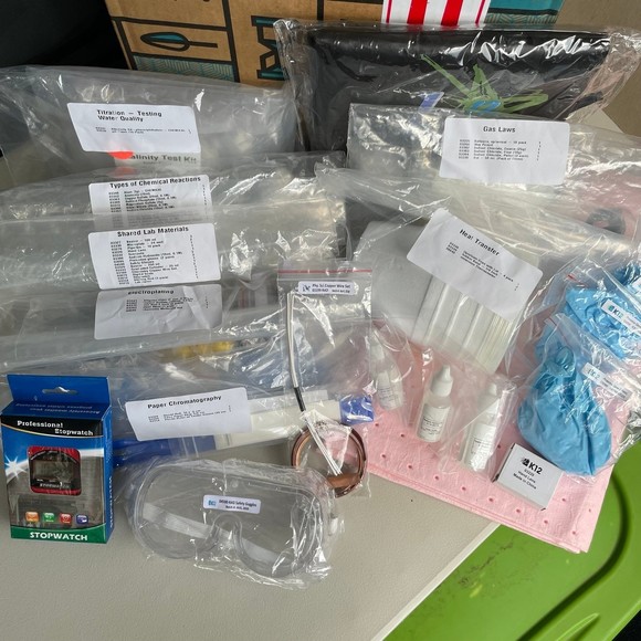 K12 chemistry science kit in original packaging - Picture 9 of 12